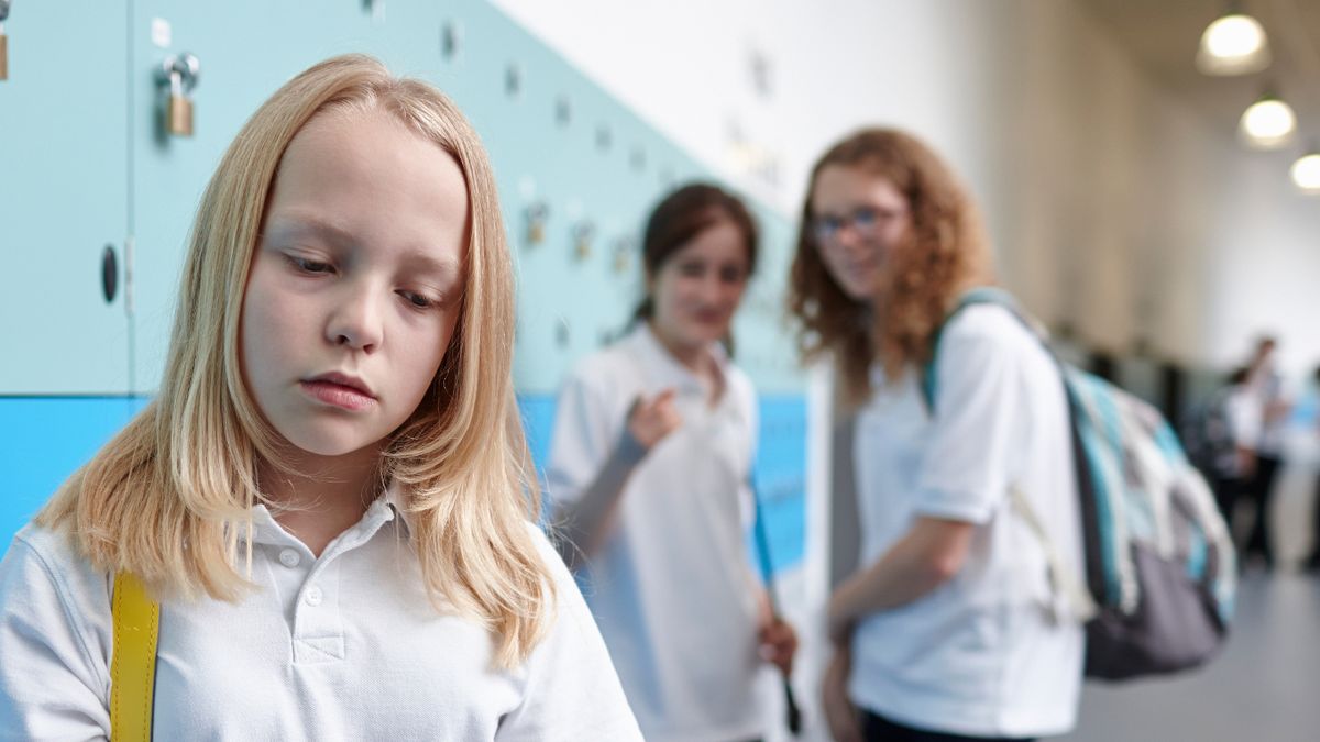 Mum's heartbreaking warning as daughter is bullied for 'using fake Stanley cup