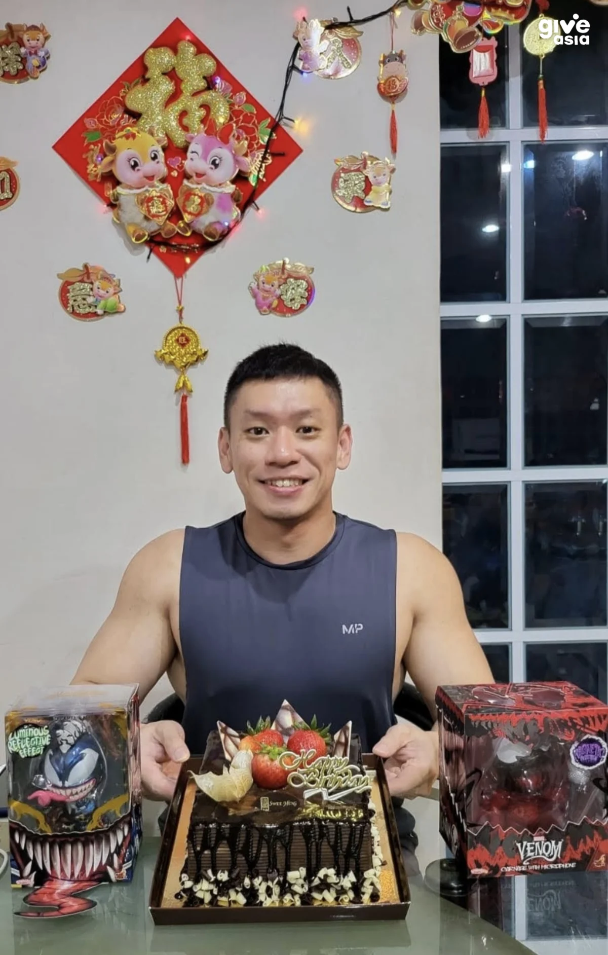 S’pore Man Fell into Coma on First Day of Trip to Taiwan; Finally Awake After Brother Paid His Medical Bills Through Crowdfunding