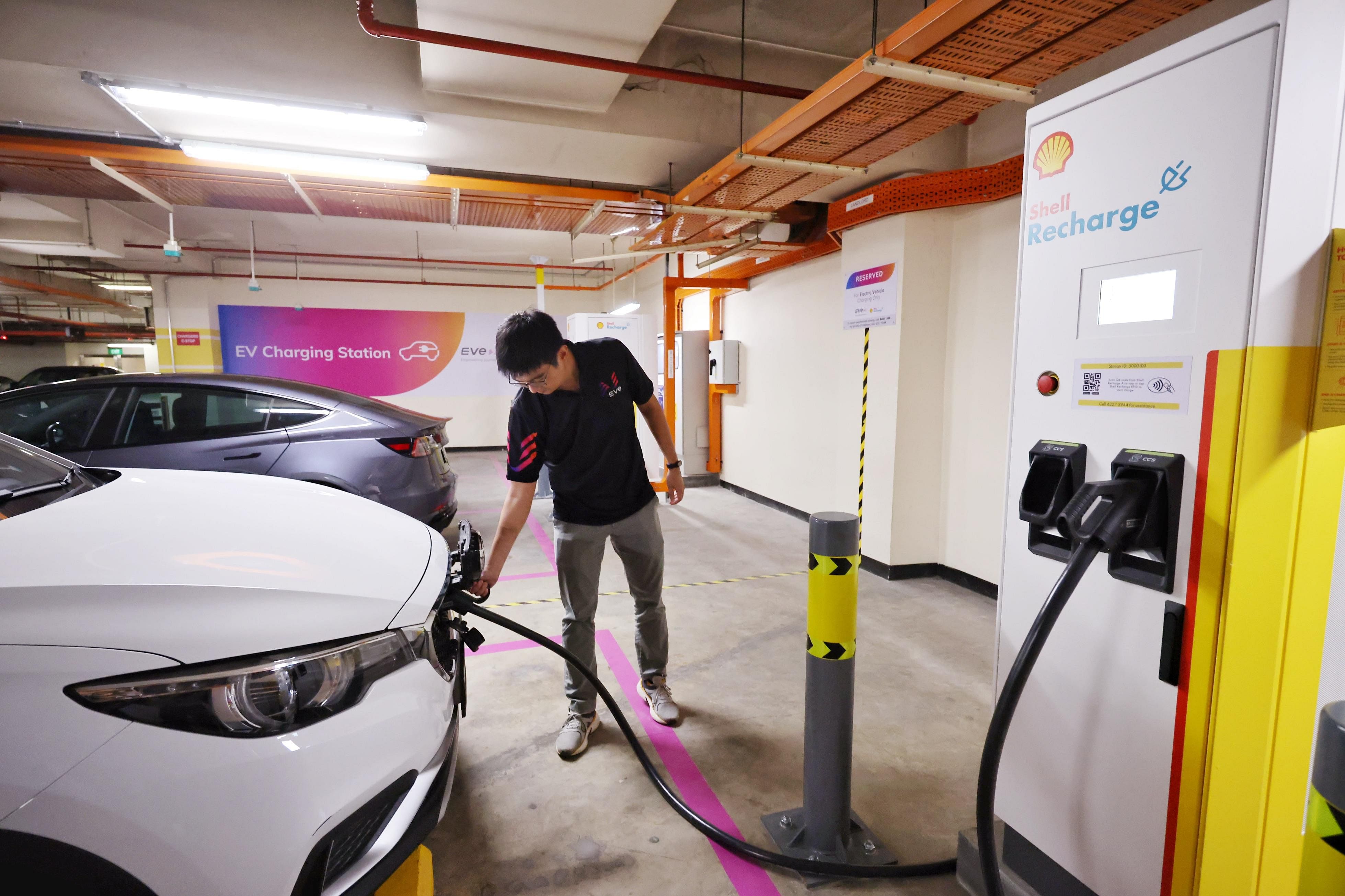EV chargers installed at 700 HDB carparks; new public fast chargers in Toa Payoh, Punggol