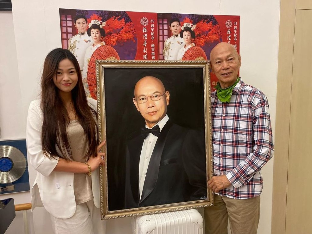 李龙基凭歌寄意赠王青霞？讲心唔讲金为未婚妻取消3月工作：现在会振作
