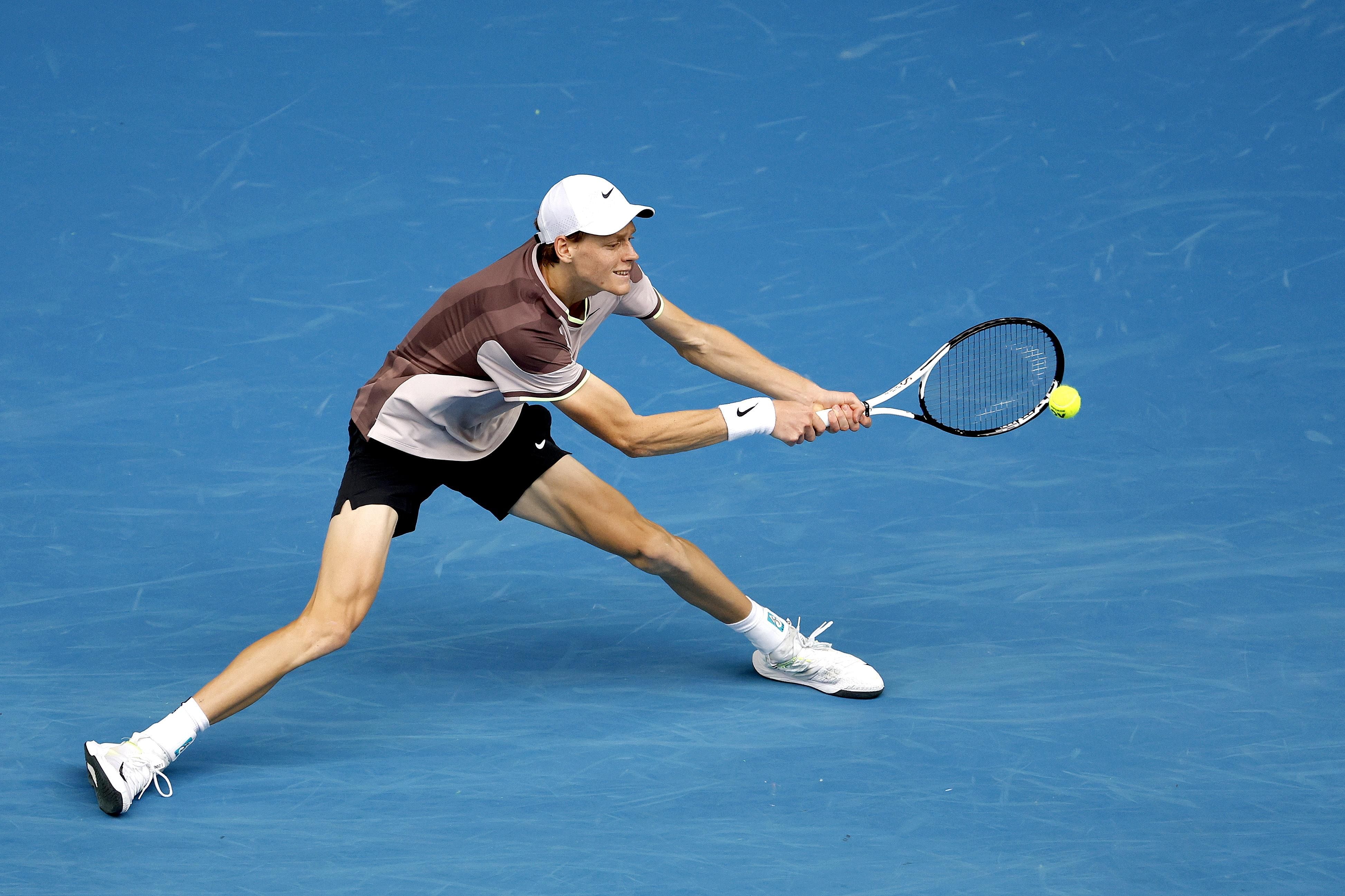 Jannik Sinner and Aryna Sabalenka lead charge into second week of Australian Open