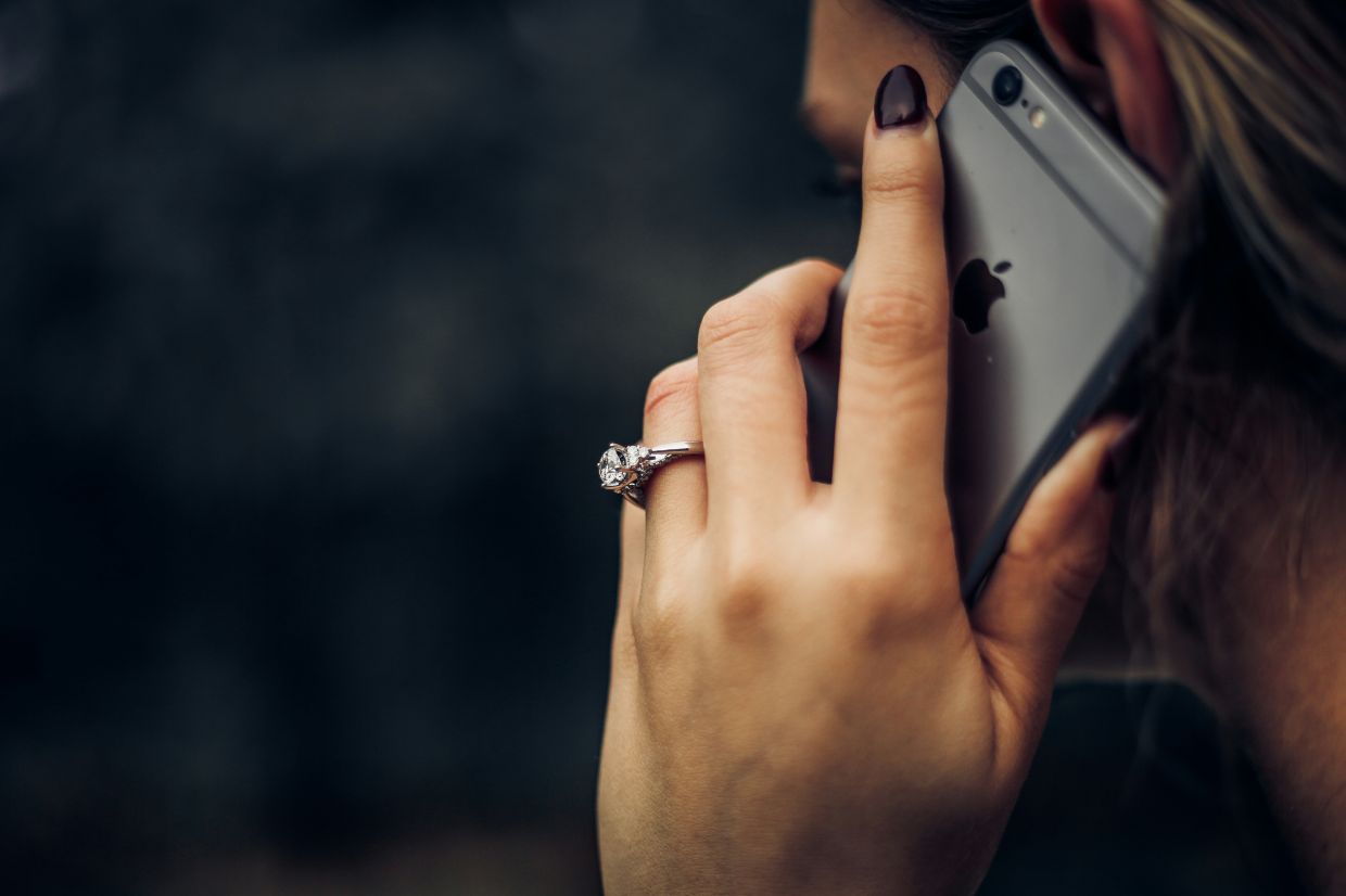 US woman loses RM85,000 in phone scam with a twist