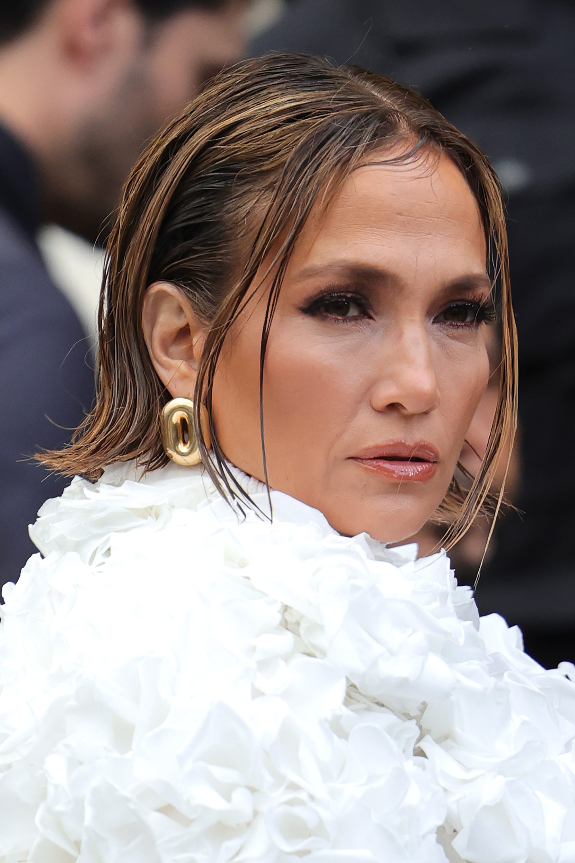 Jennifer Lopez Chopped Off Her Hair and Joined the Flippy Bob Club