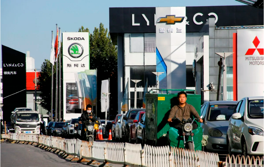 Chinese car dealer collapse signals another difficult year for the Chinese market