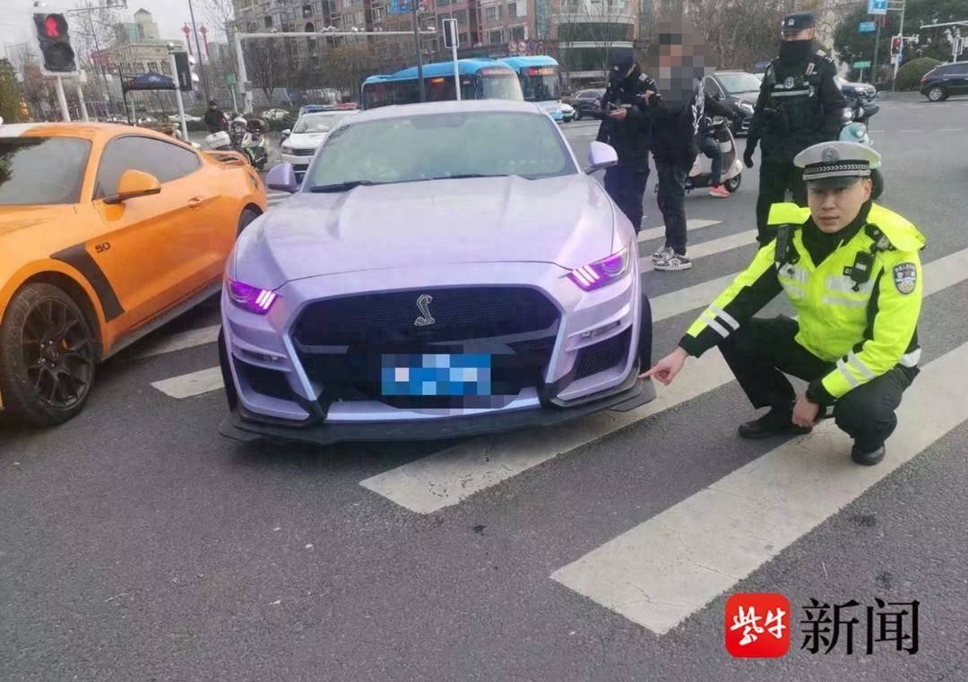 加尾翼加灯光，这些改装车都被查了