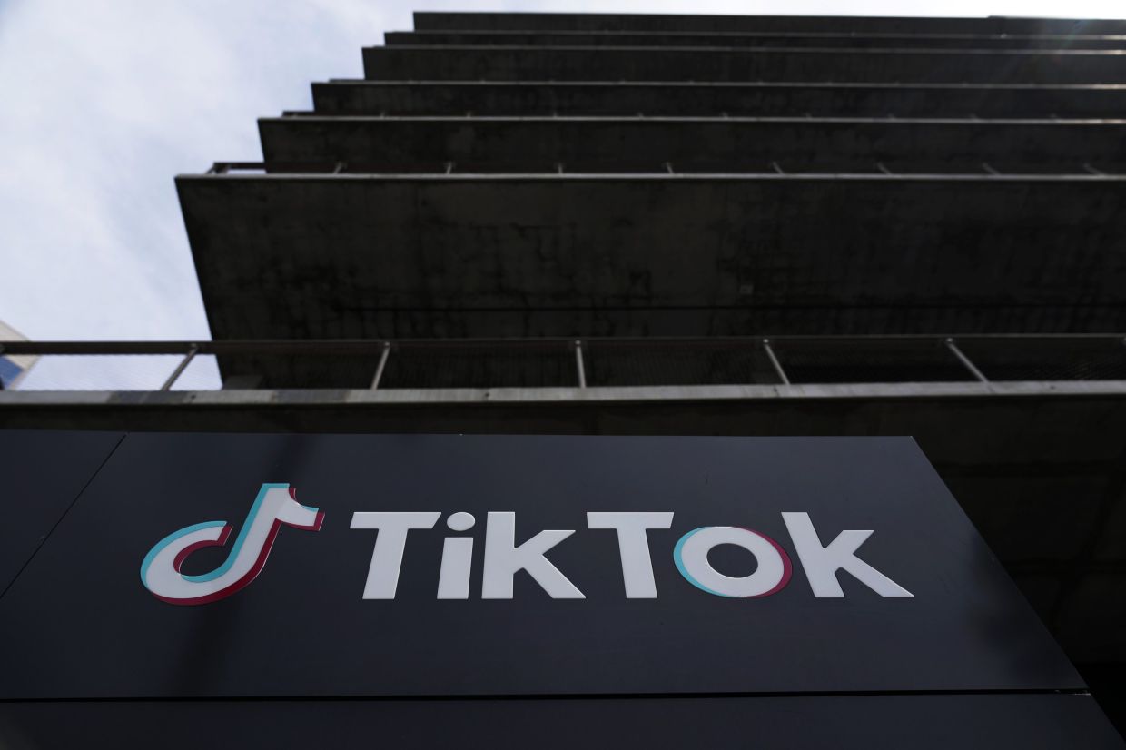 TikToker-approved food truck faces backlash after US$4,000 tip