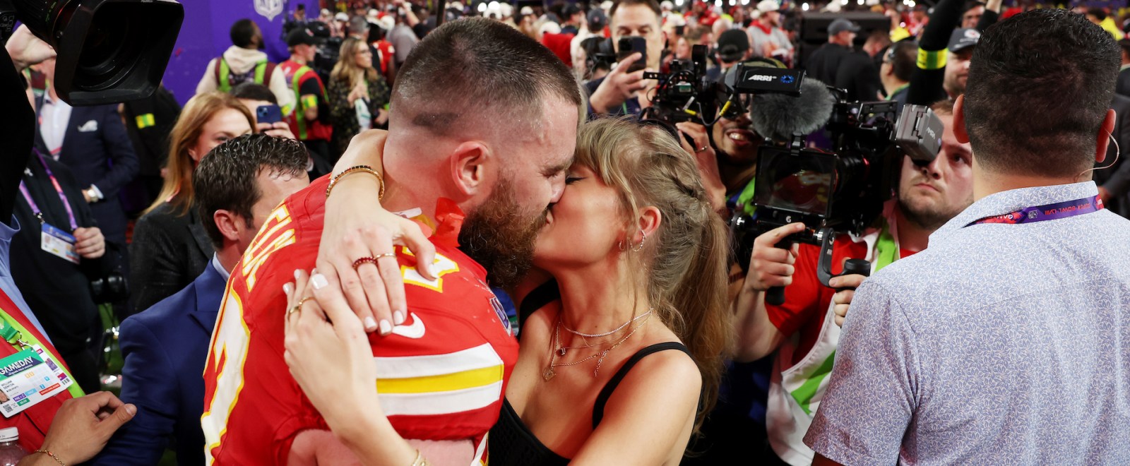 Taylor Swift Dater Travis Kelce Doesn’t ‘Know How The F*ck’ He Did It