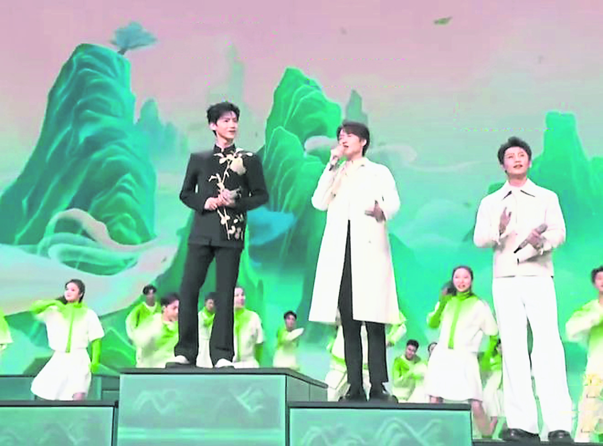 《长风渡》白敬亭强佔C位 翻车掉粉20万