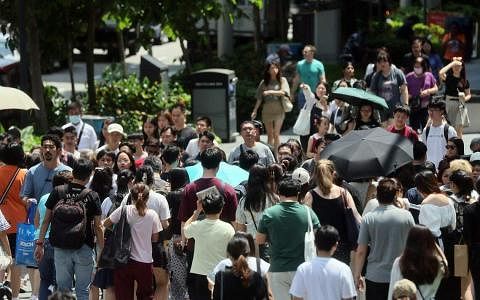 去年寿险单期保费减少 导致全年新保费下滑