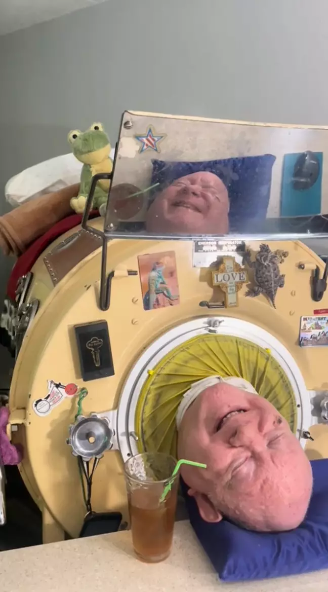 Man who has lived inside iron lung for more than 70 years explains how he got a job without leaving machine