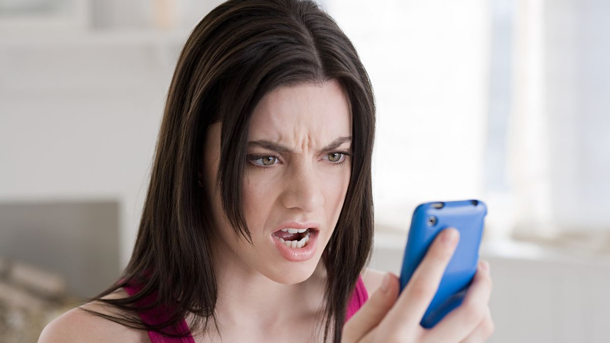 Woman shares 'sneaky phone trick' that helps you catch your partner cheating