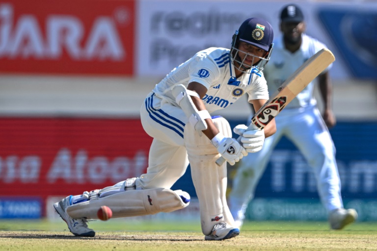 Jaiswal hits 214 as India set England 557 to win Test