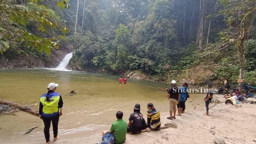 22-yr-old student feared drowned at Bentong's Lata Hammer waterfall