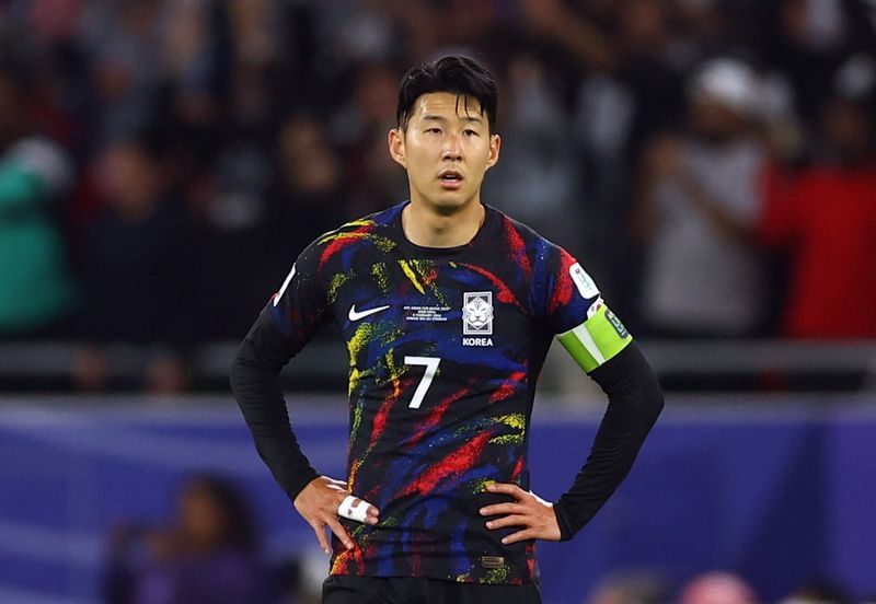 Soccer-South Korea captain Son welcomes Lee's apology after Asian Cup bust-up