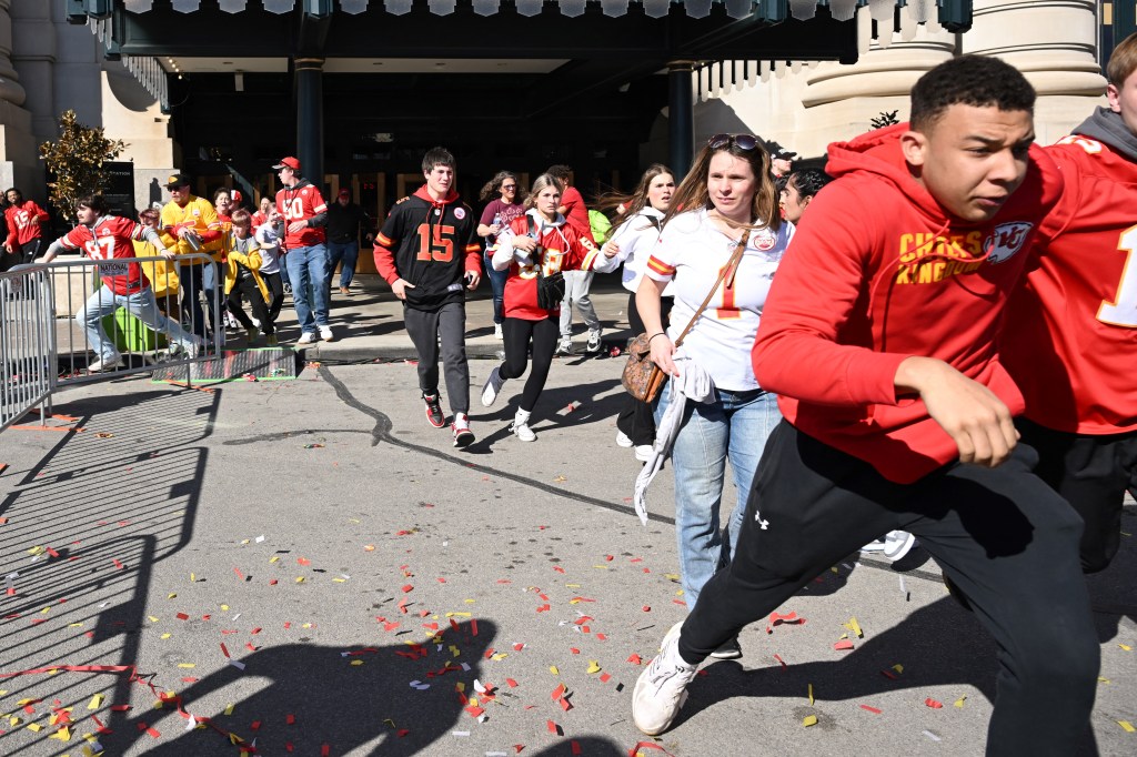 Dominic Miller, Lyndell Mays charged with murder in Kansas City Chiefs Super Bowl parade shooting