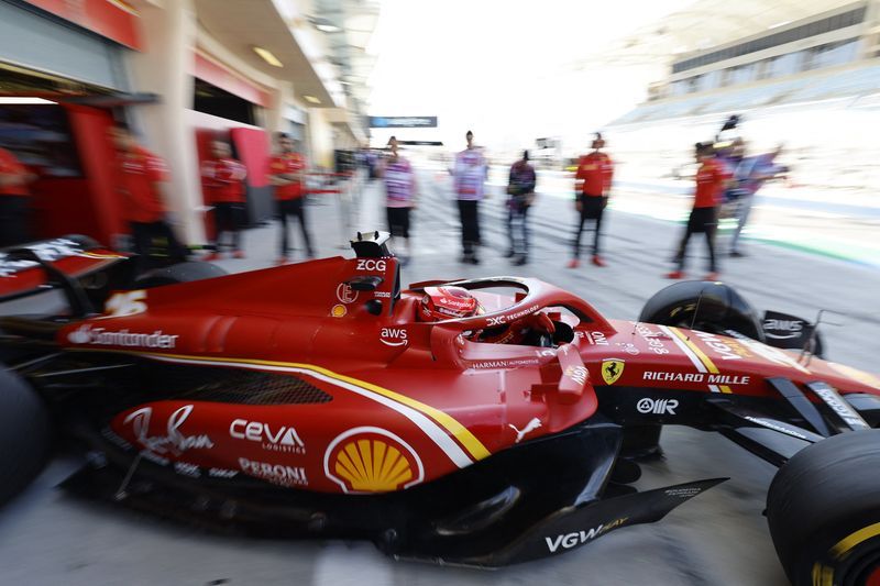 Motor racing-Loose drain cover damages Ferrari floor, halts F1 testing