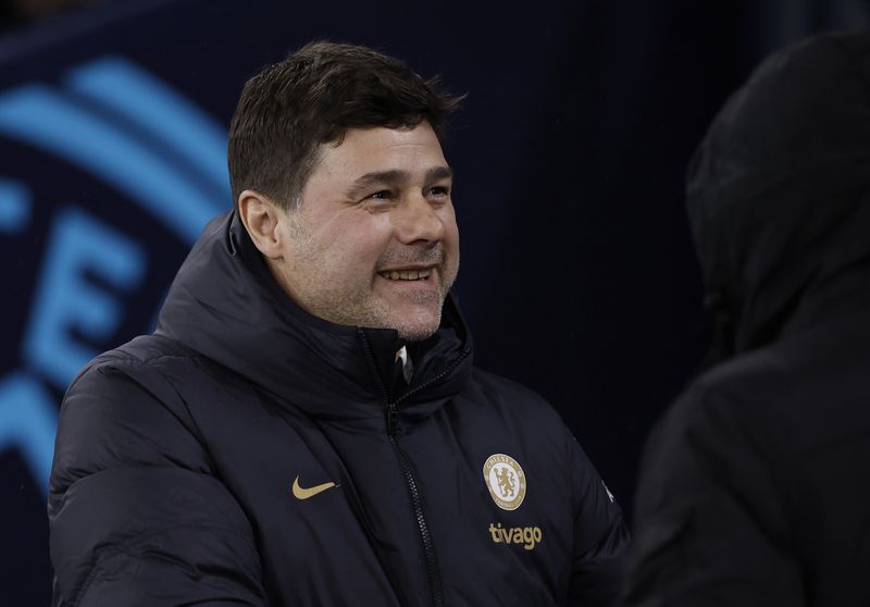 Soccer-Pochettino eyes first English trophy to ignite Chelsea project