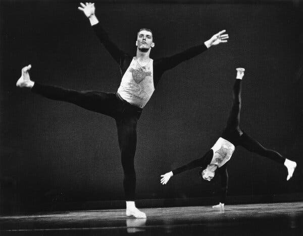 Steve Paxton, Who Found Avant-Garde Dance in the Everyday, Dies at 85