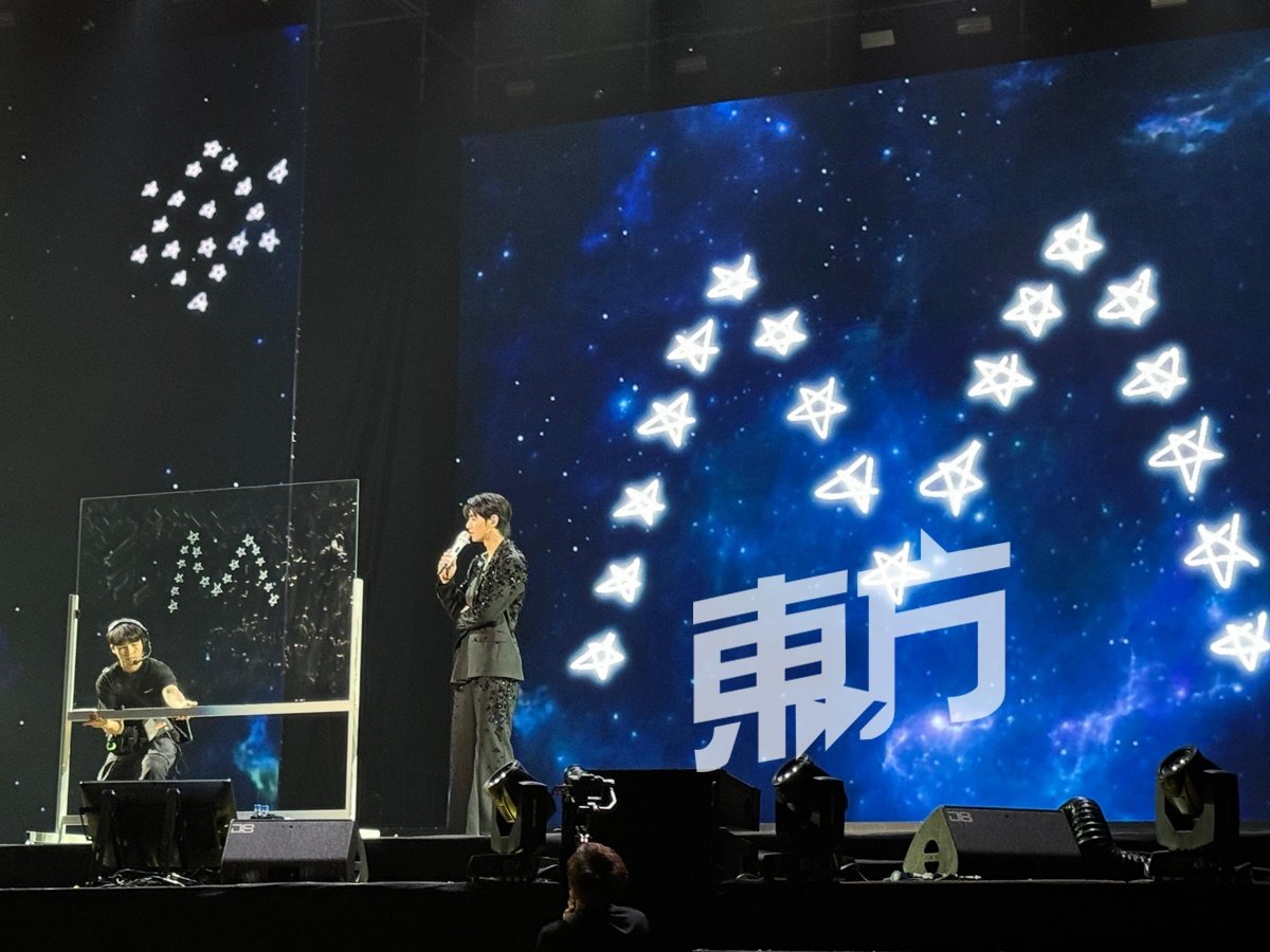 车银优拿钻戒单膝下跪：Jom Khawin！粉丝甜喊“我愿意”