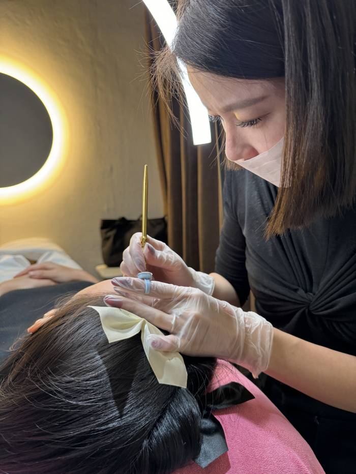 After a Previous Bad Experience With Brow Embroidery, This Reviewer Finally Found Her Go-to Salon
