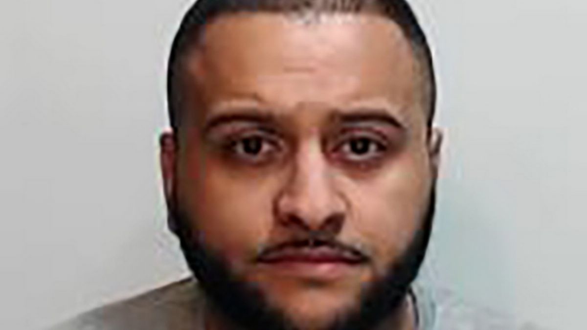 Dad of killer who murdered fiancée at Arthur's Seat moans paying thousands for engagement ring
