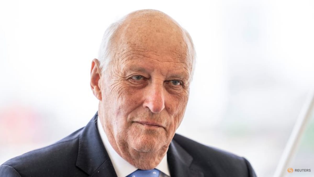 Norway's ailing King Harald fitted with pacemaker in Malaysia