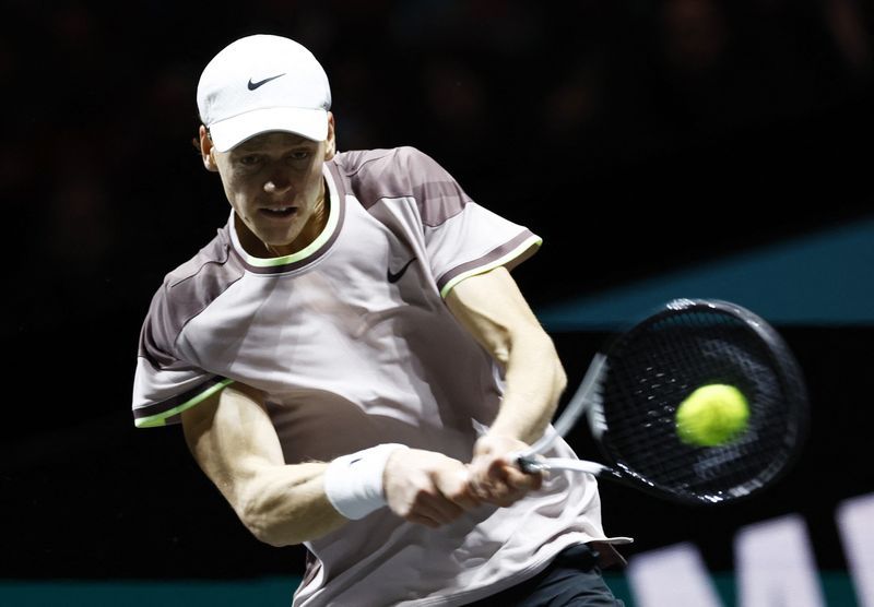 Tennis-Sinner shines, Murray falls in Indian Wells second round