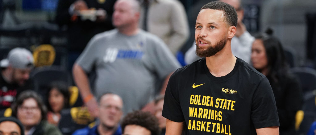 Report: Steph Curry Will Avoid A ‘Lengthy’ Absence After Spraining His Ankle