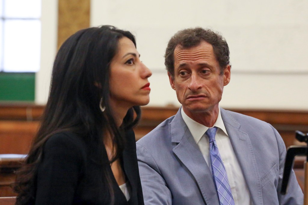 Ex-con whips out Anthony Weiner’s prison typewriter cartridge and puts it on sale