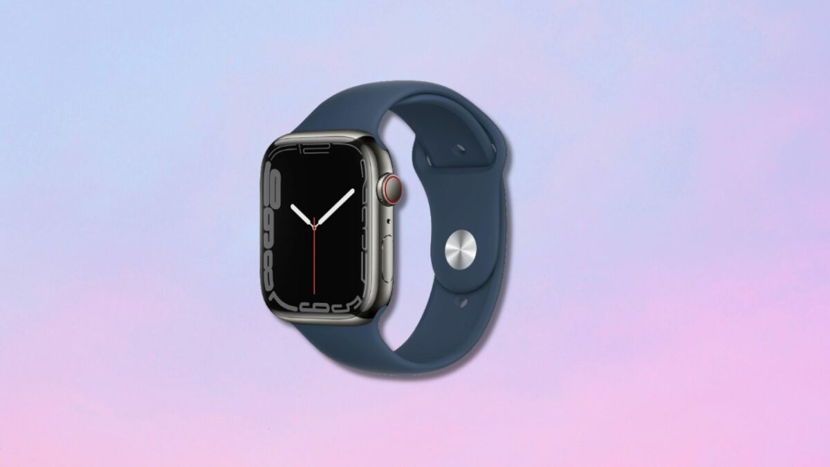 Score the Apple Watch Series 7 for its new lowest price yet at Amazon