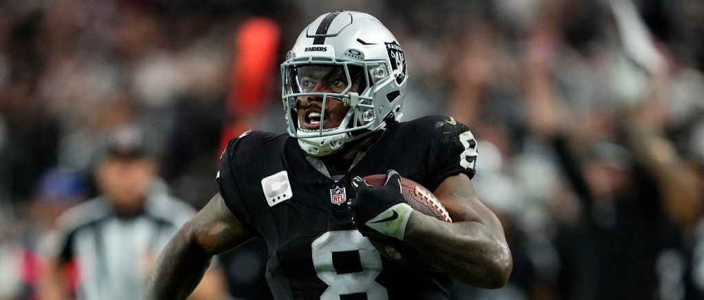 The Green Bay Packers Will Sign Former Raiders Star RB Josh Jacobs