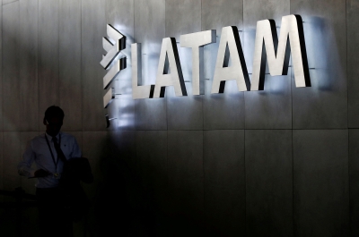 New Zealand says seizing black boxes from Latam Boeing 787