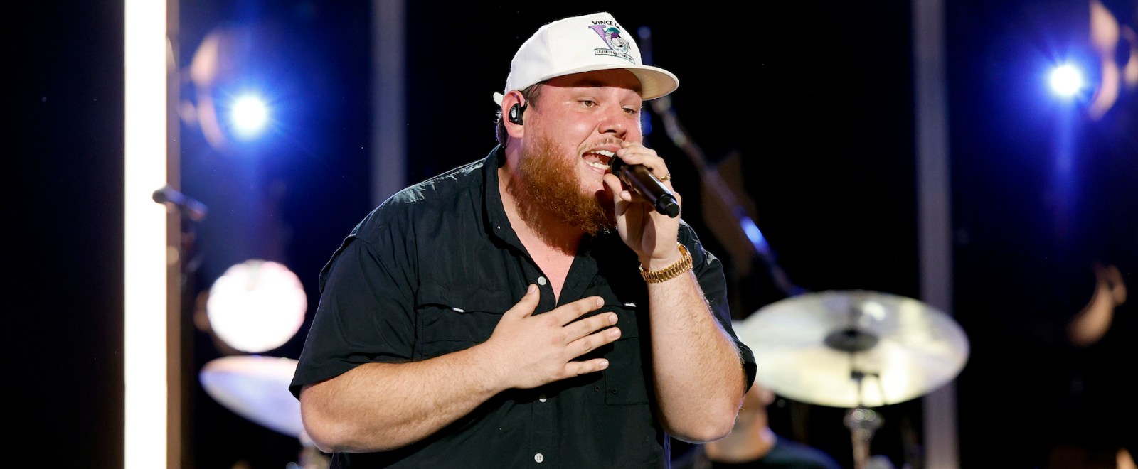 Luke Combs Got So Upset About The Brian Burns Trade That He Tweeted ‘WHAT ARE WE DOING?!?!?’ At The Panthers