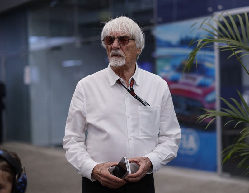 Motor racing-Ecclestone says Massa is right to sue in English court