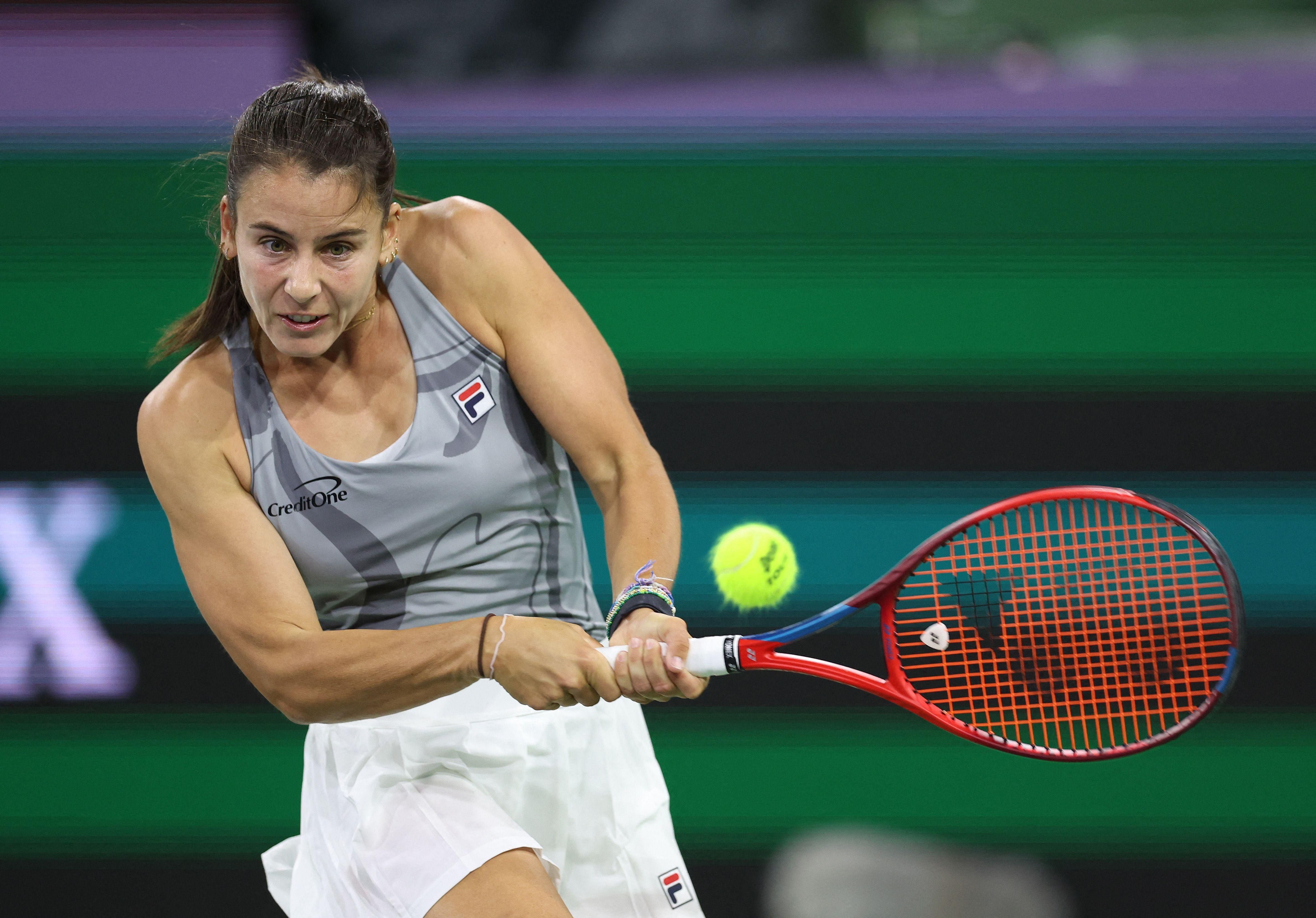 Emma Navarro stuns Aryna Sabalenka to reach Indian Wells quarter-finals