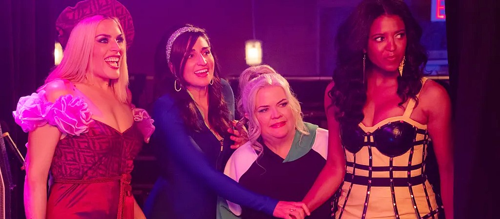 The ‘Girls5eva’ Season 3 Reviews Are Calling It The ‘True Successor’ To ’30 Rock’ After Making The Jump To Netflix