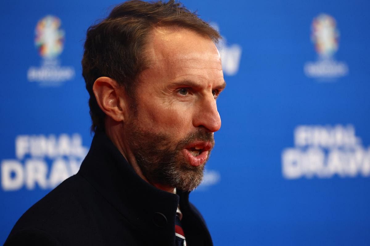 Southgate defends decision to go public on White's England absence