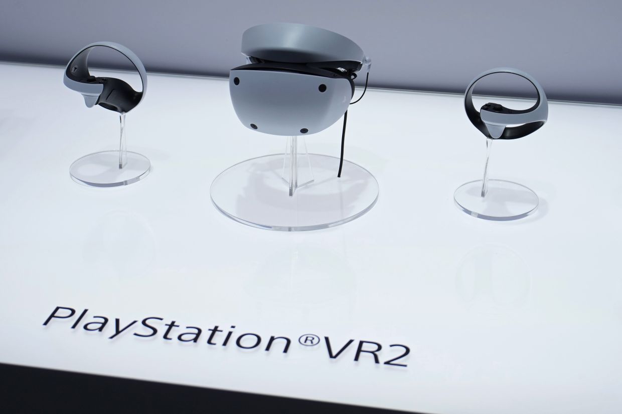 Sony hits pause on PSVR2 production as unsold inventory piles up