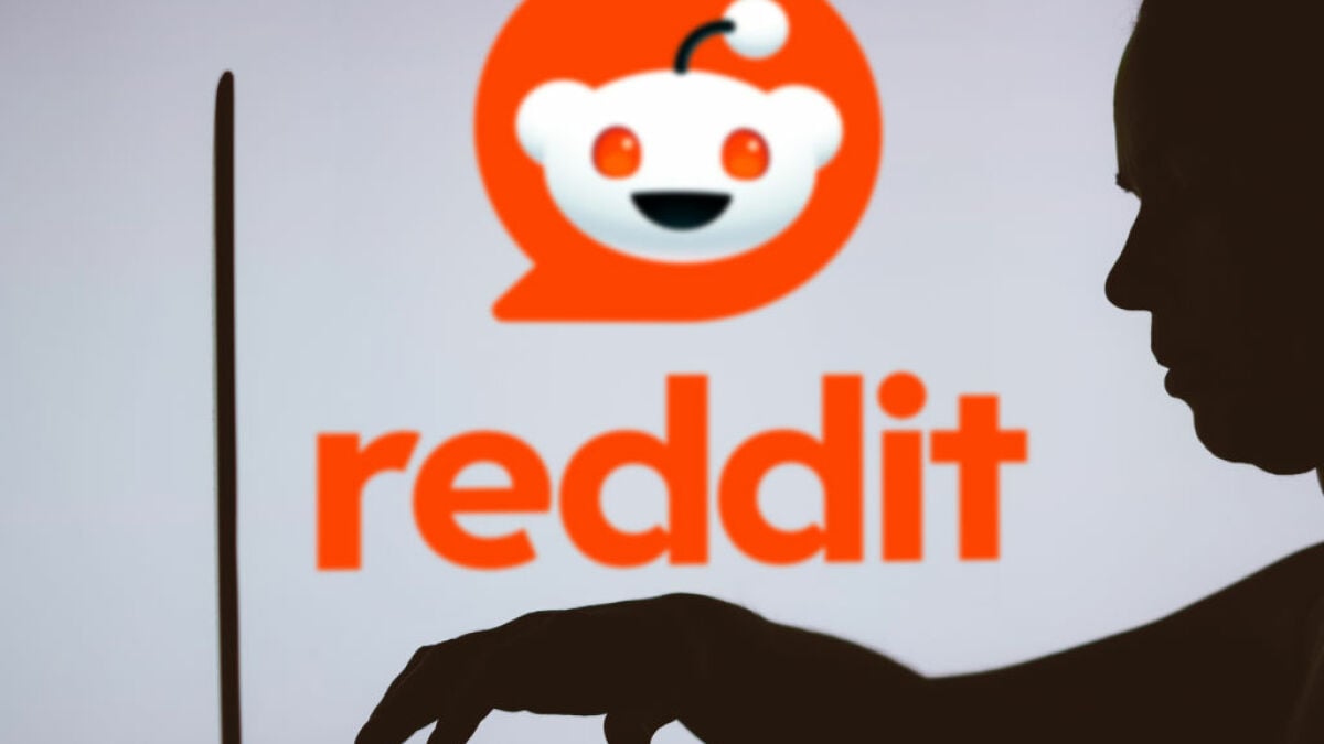 The FTC is looking into how Reddit licenses data before its IPO