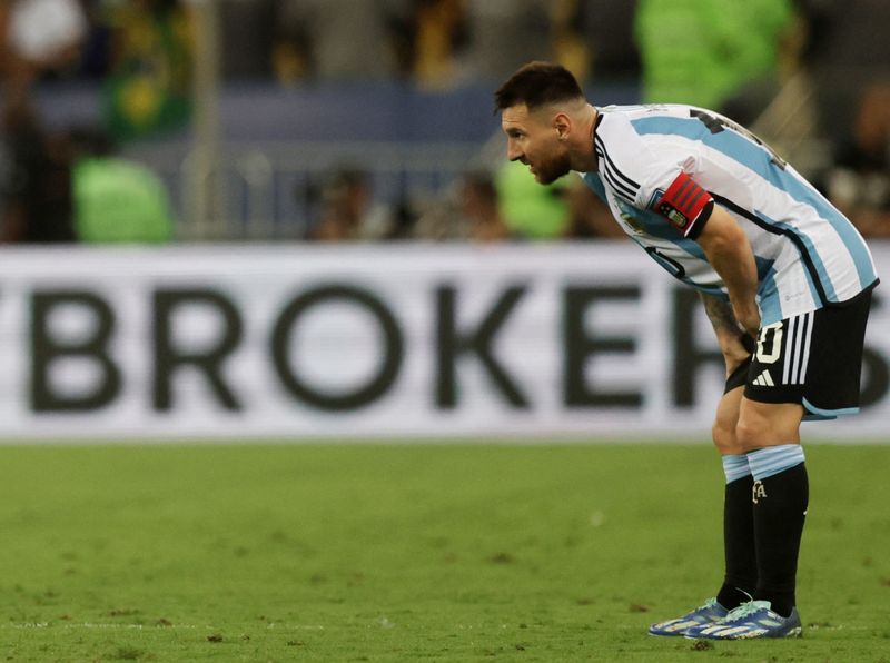 Soccer-Messi sidelined for Argentina friendlies with injury