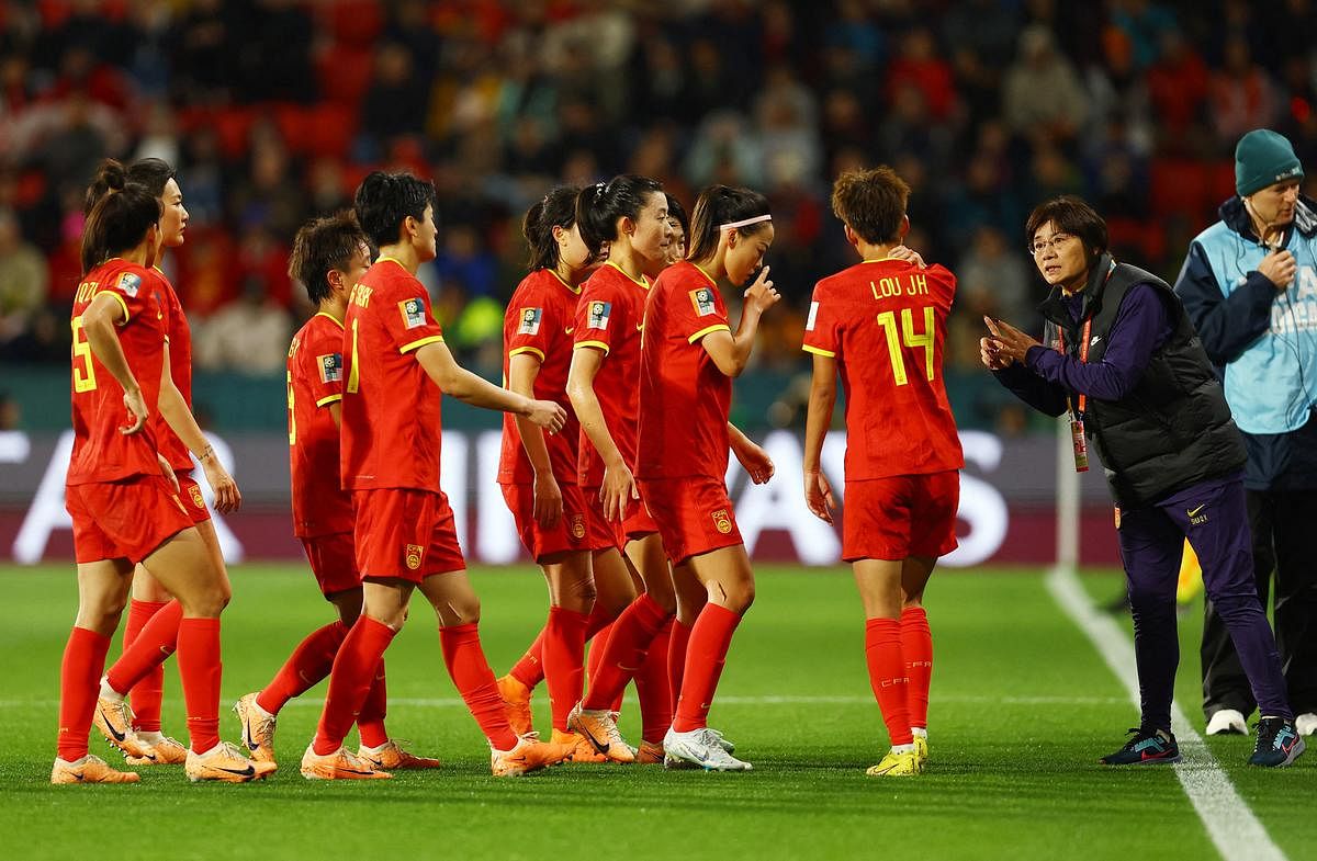 China on global hunt for new coach of women's national team