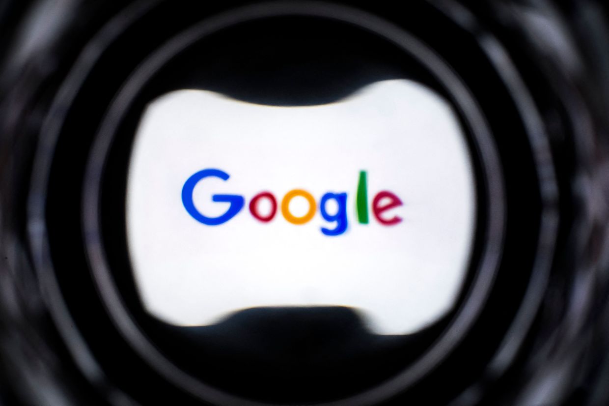 Apple, Google to be hit by first probes under EU digital law