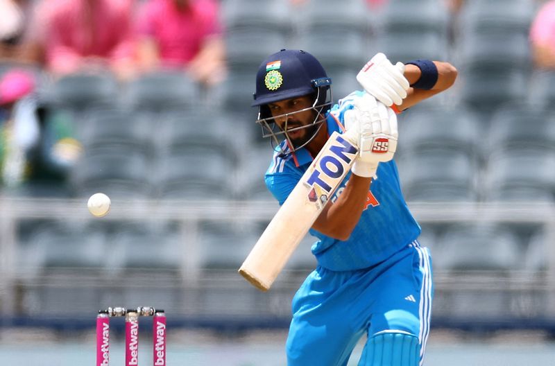 Cricket-Chennai keen to help Ruturaj ease into captaincy, says coach Fleming