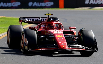 Brave Sainz wins Australian Grand Prix after Verstappen retires