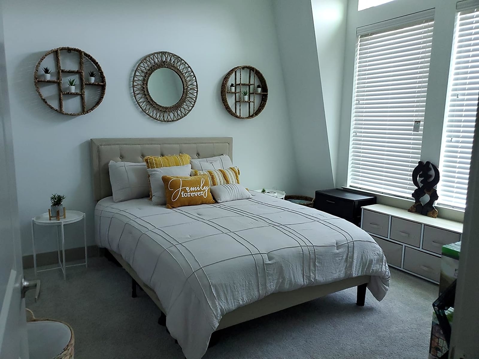 20 Platform Beds To Give Your Bedroom A Stylish Lift