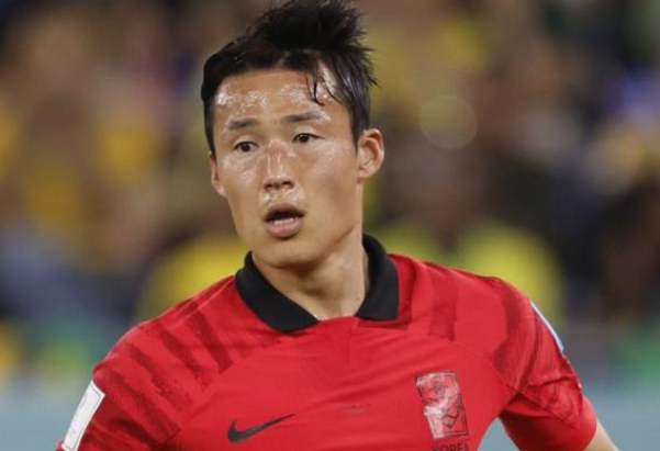 Footballer Son Jun-ho 'grateful to be home' after China release