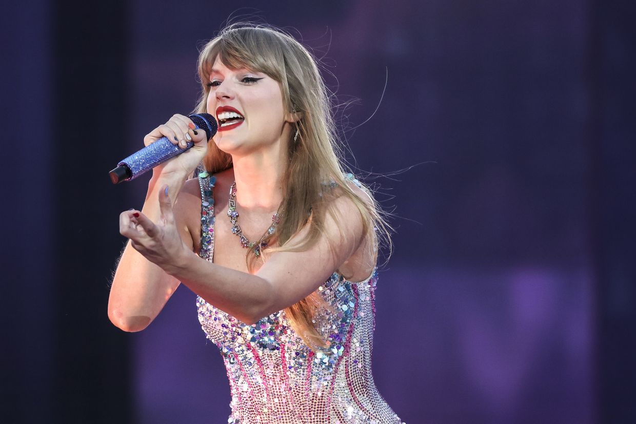 The most listened-to song during sex is Taylor Swift's 'Love Story', says survey