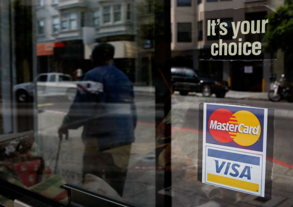 Visa-Mastercard deal won’t end swipe fee battle