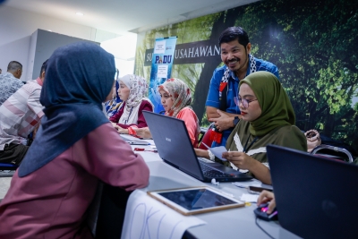 Stats Dept opens 300 extra counters as Padu registration deadline approaches, says chief statistician