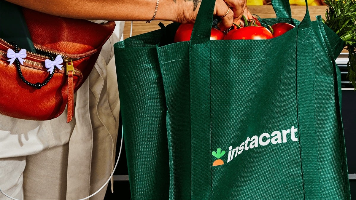 Get $20 off a $200 Instacart gift card and save on your next grocery delivery